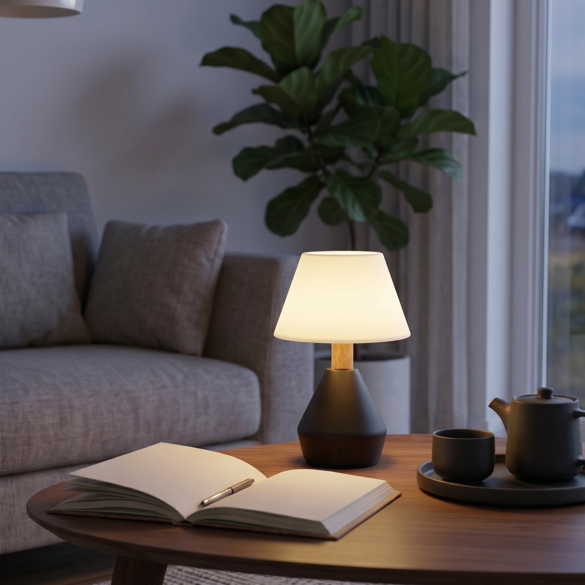 Modern Contrast Table Lamp