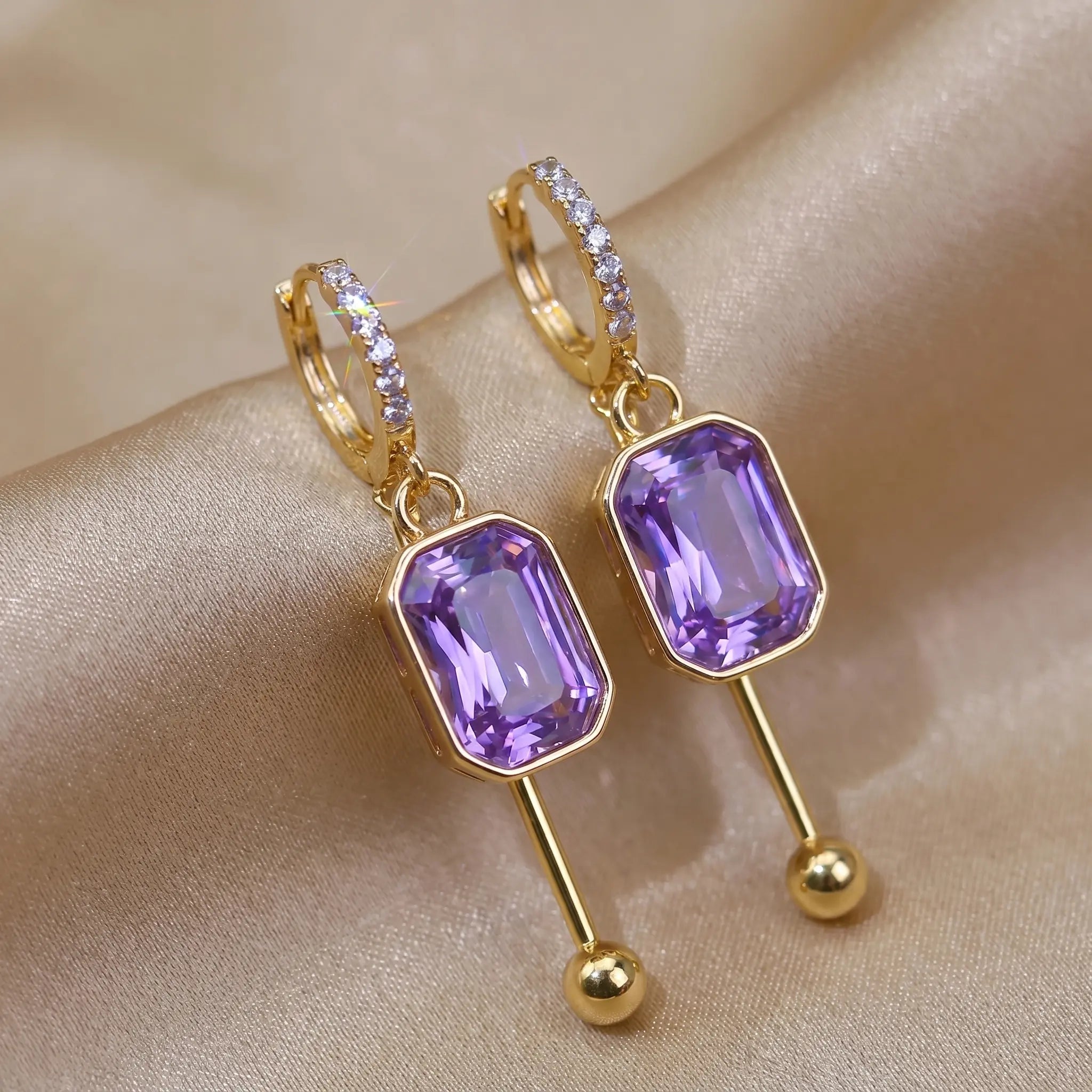 The Viral 'Zero-Weight' 14K Brilliance: Illuminate Your Complexion with Million-Dollar Radiance—Exclusively For Sensitive Ears & Guaranteed No Earlobe Sag | Last Day Sale-90% OFF🔥